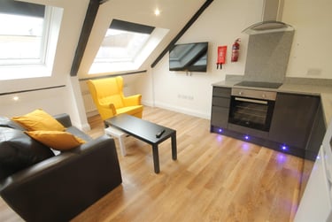 2 bed flat, Ridley Place, Denton, Newcastle, NE18JN - Image 1